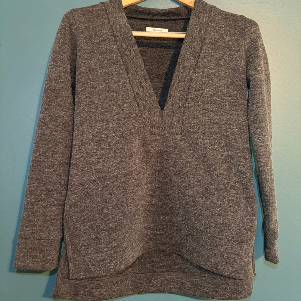 Madewell Charcoal Gray Sweater V-neck Women’s